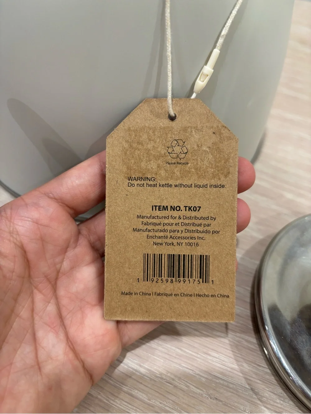 N/A stylish cream
